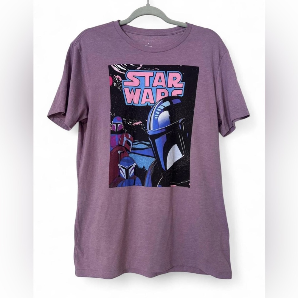 Old Navy Star Wars Mandalorian Graphic Tee – Unisex M – Purple Retro Style Shirt